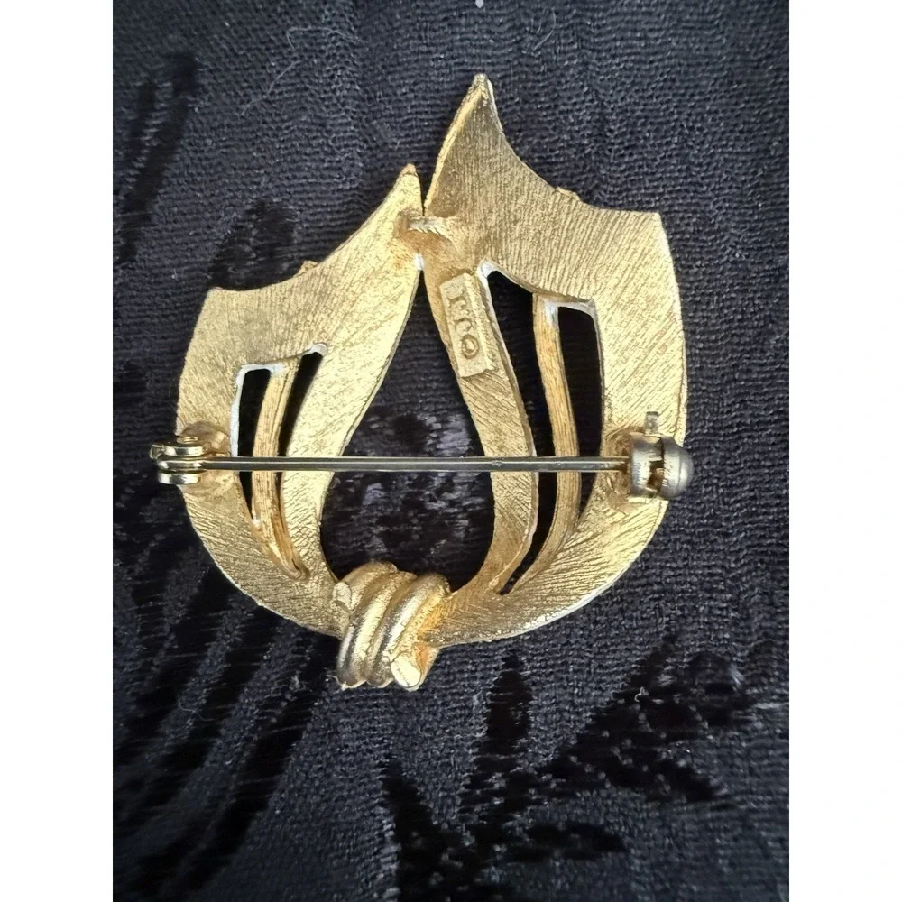 Vintage JJ Gold Tone Leaf Brooch Pin Signed, Nature‎ Theme, No Stone